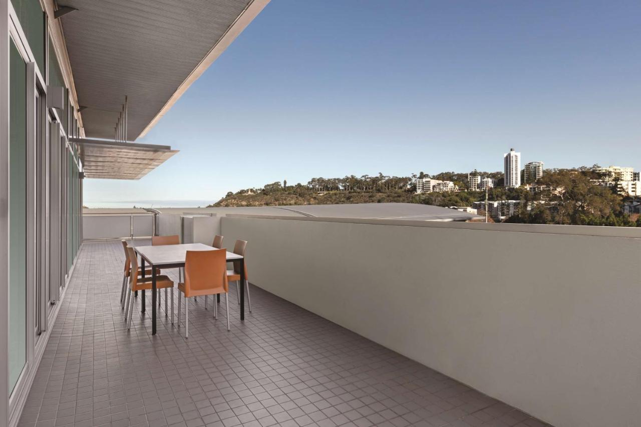 Adina Apartment Hotel Perth Exterior foto